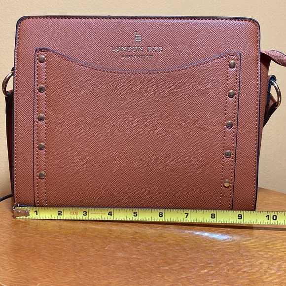 London Fog Tan Crossbody Bag - Picture 10 of 10